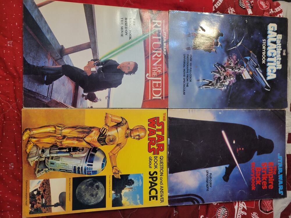Lot of 4 Star Wars Storybooks & QA Space battlestar empire return jedi 1980s